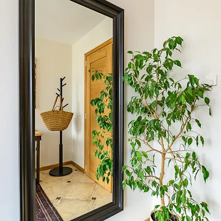 Detached House - 10 Min Walk To The Beach, Garden, Bbq, 40insmarttv, Parking 度假居 *